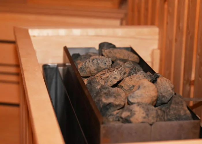 Bernstein Mare Luxor 07 Büsum